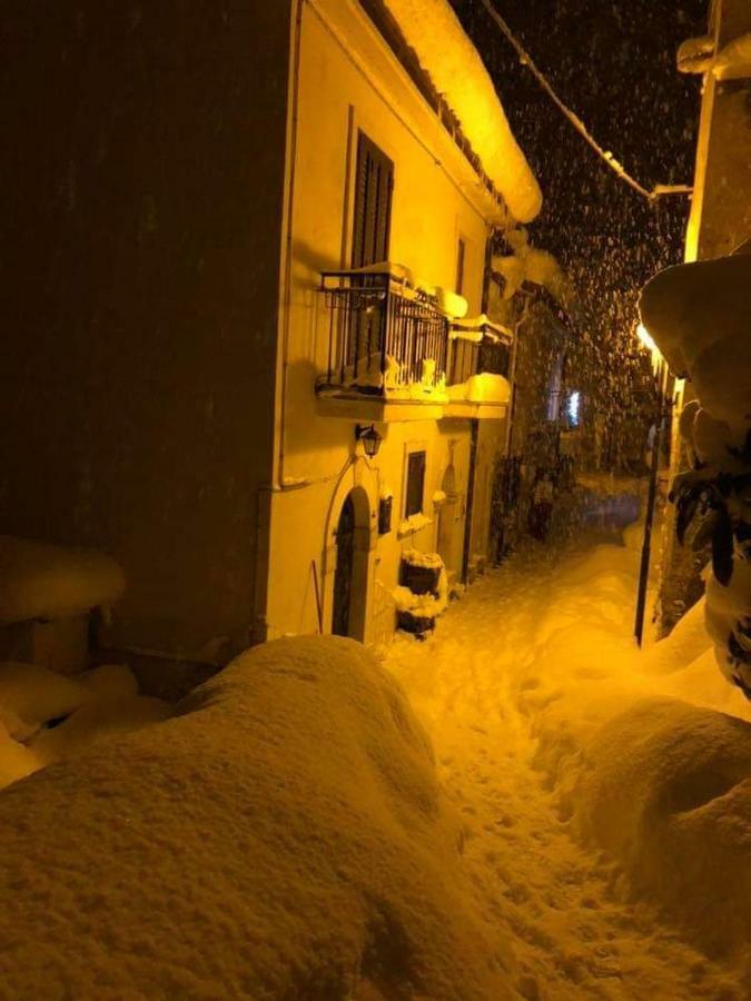 Don Pasquale Scontrone House Villa Luaran gambar